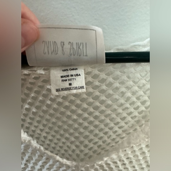 Used MD Sand and Spirit White Beach Shirt Coverup - Picture 6 of 6